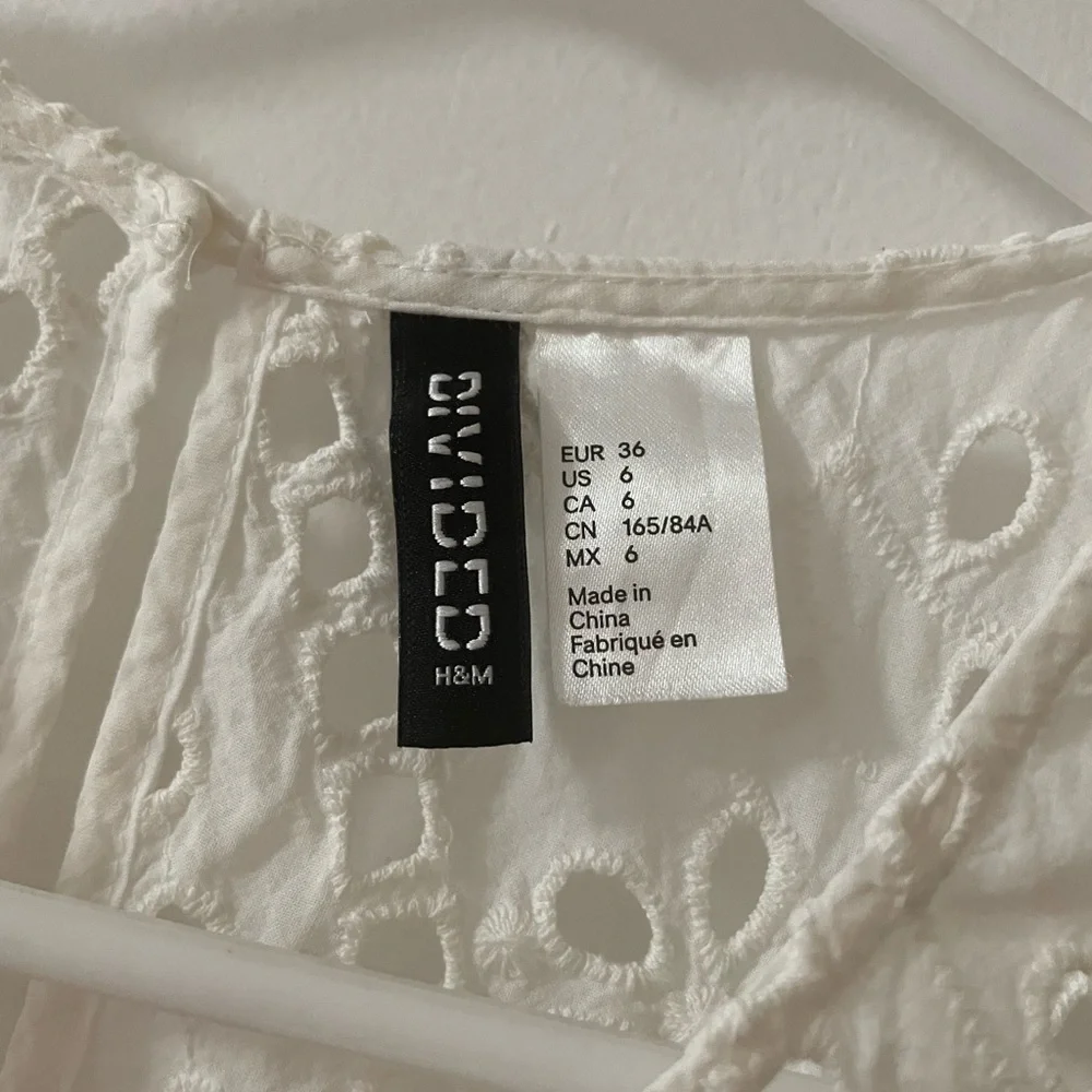 Forever 21 crop top - Picture 2 of 5